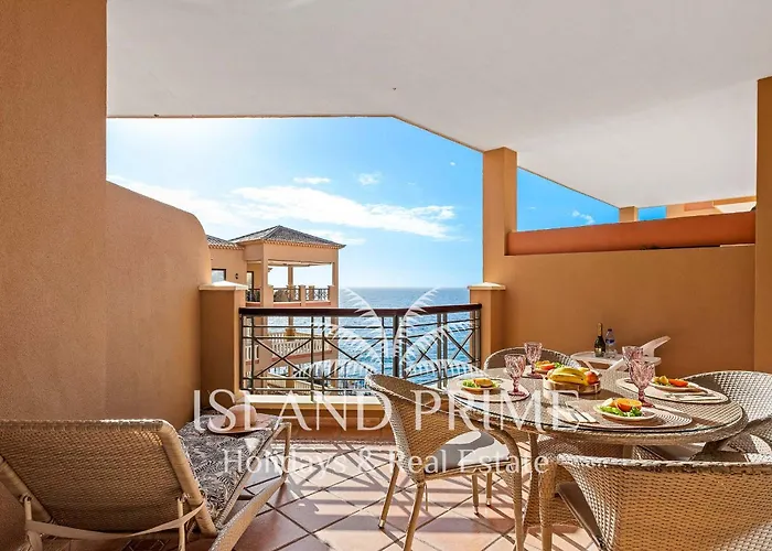 Stunning Seaside In Heated Pool Complex En411 San Miguel de Abona