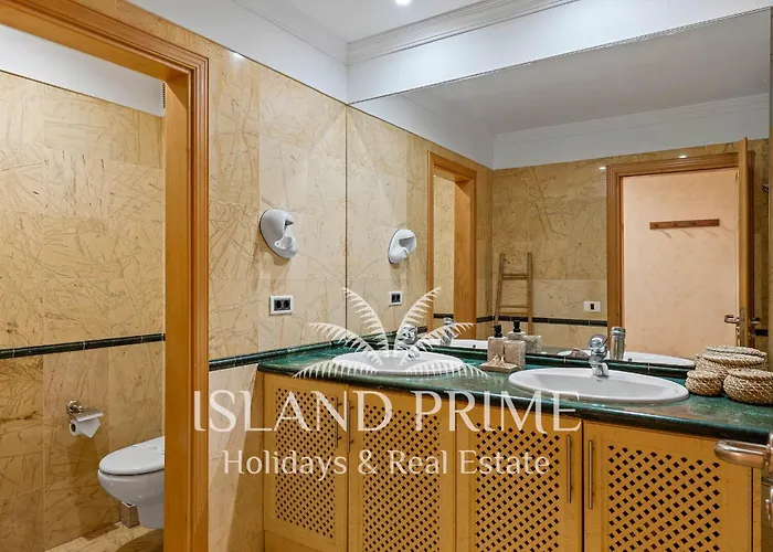 Apartment Stunning Seaside In Heated Pool Complex En411