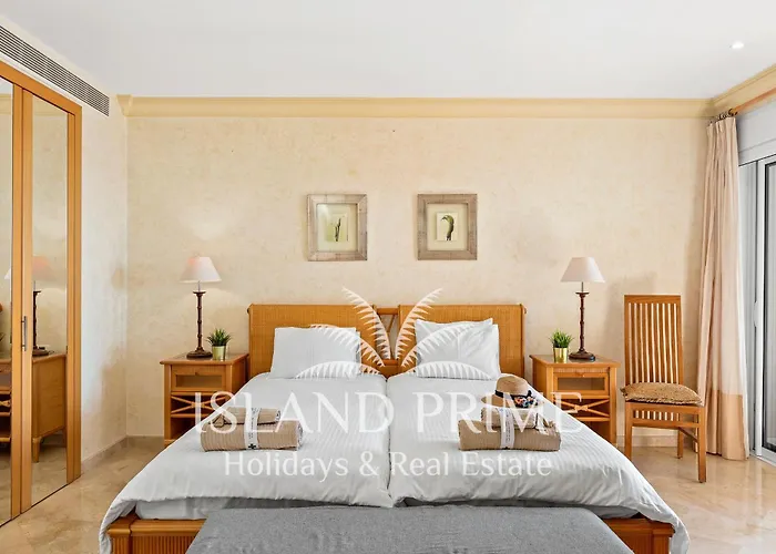 Apartment Stunning Seaside In Heated Pool Complex En411 San Miguel de Abona