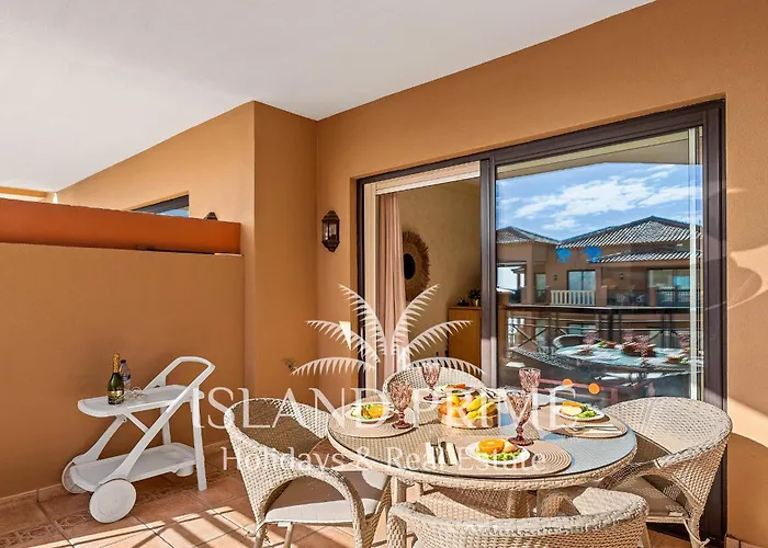 Apartment Stunning Seaside In Heated Pool Complex En411 San Miguel de Abona