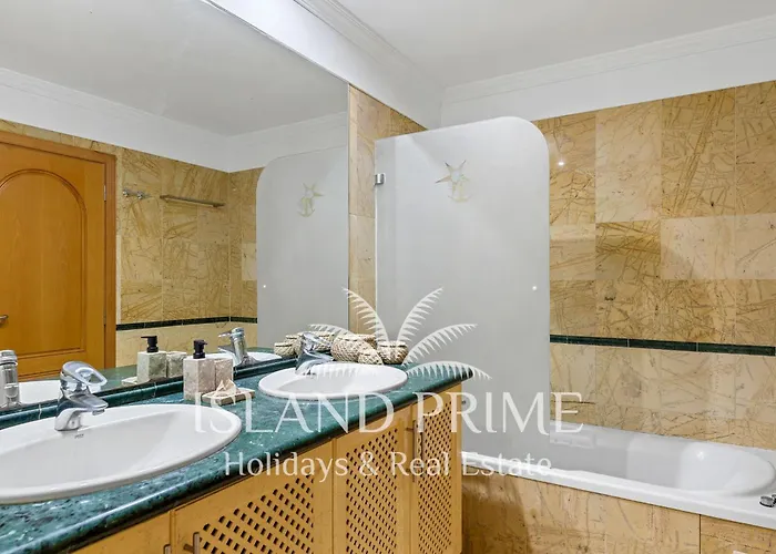 Stunning Seaside In Heated Pool Complex En411 *